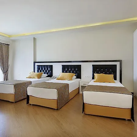Senza The & Hotel