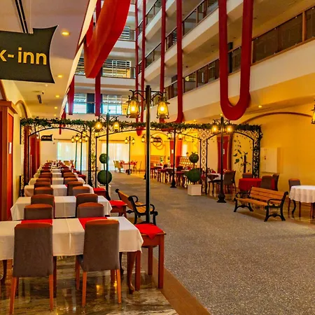 Hotel Senza The & 5*