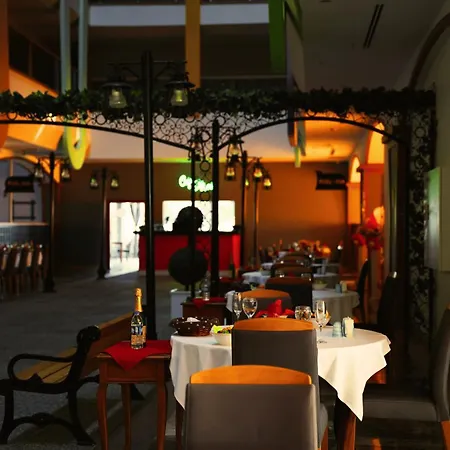 Hotel Senza The & Avsallar