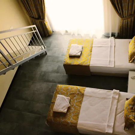 Senza The & Hotel