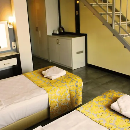 Hotel Senza The & 5*