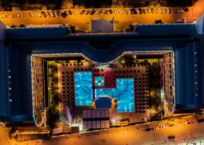 Otel Senza The & 5*