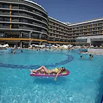 Senza The & Hotel